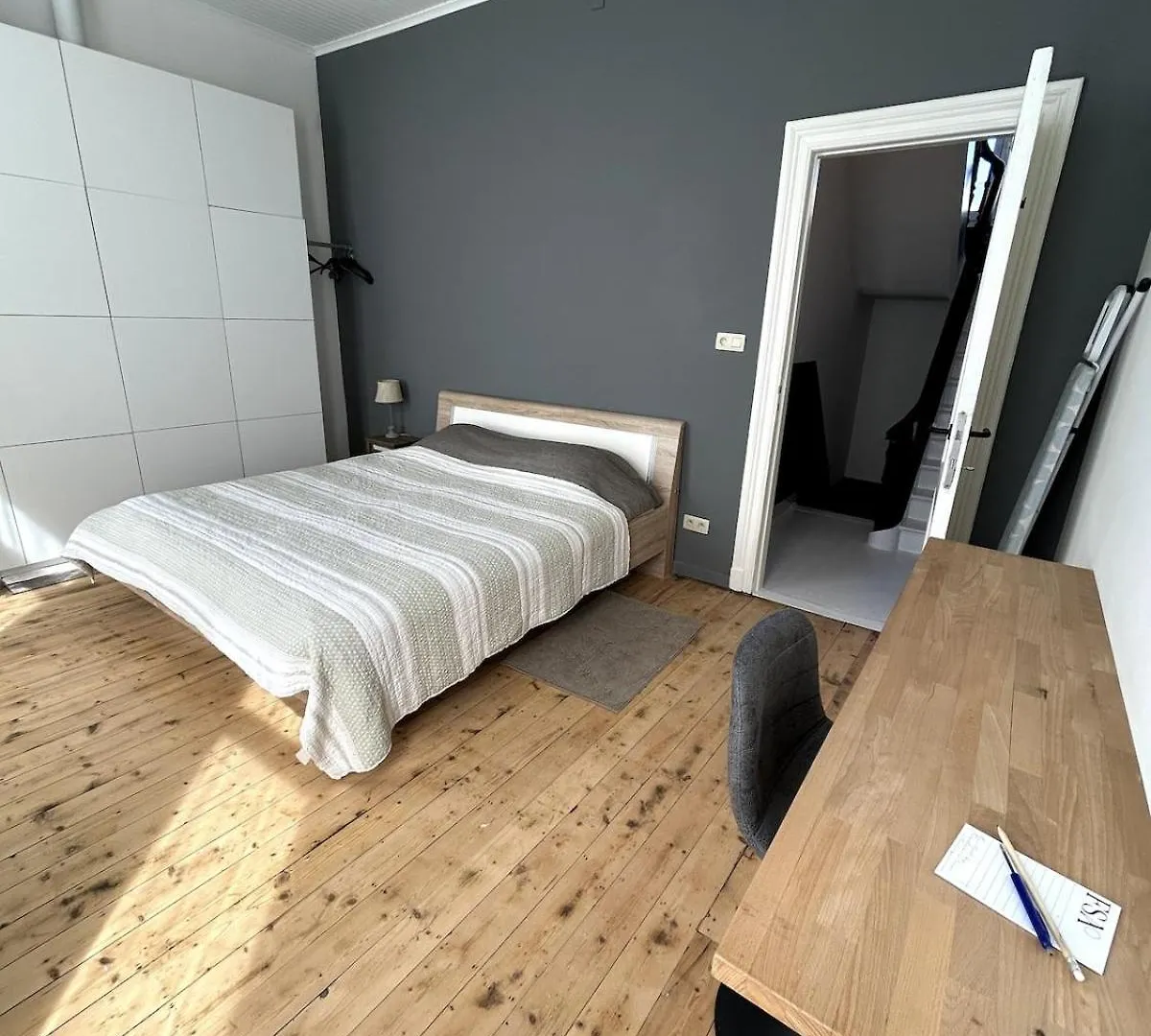 Spacious Townhouse In Антверпен 0*,  Бельгия